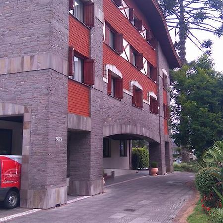 Apart-Hotel Em Gramado, Padrao 4 Estrelas, No Centro Екстериор снимка