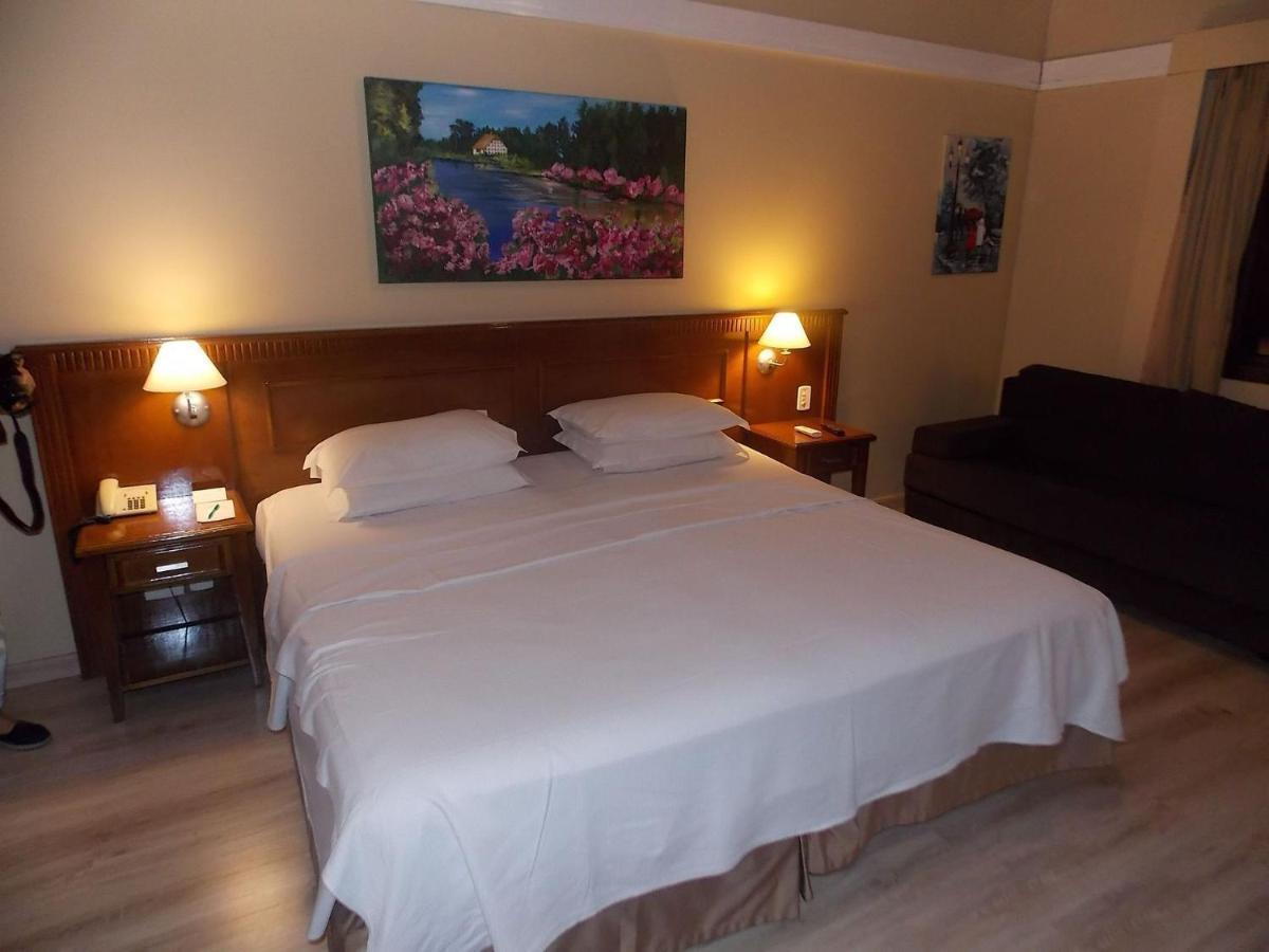 Apart-Hotel Em Gramado, Padrao 4 Estrelas, No Centro Екстериор снимка