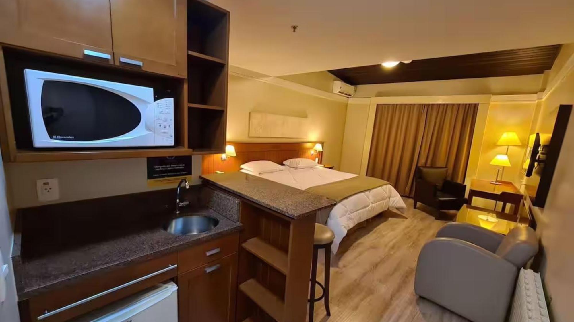 Apart-Hotel Em Gramado, Padrao 4 Estrelas, No Centro Екстериор снимка